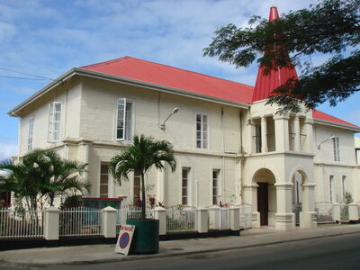 A_building_in_Nuku_Alofa.jpg